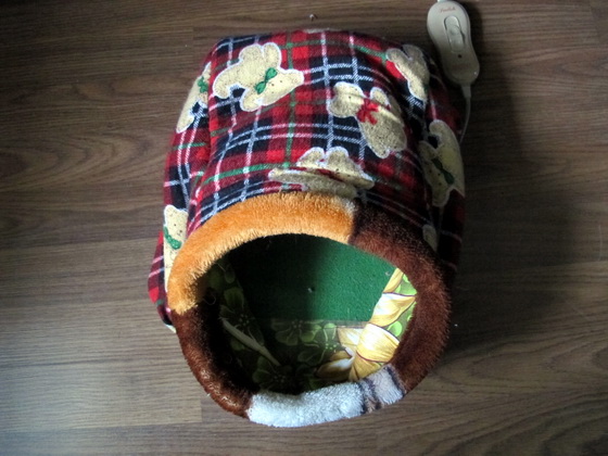 足を温めるヒーター