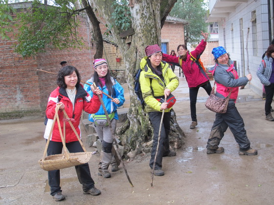 桂林霊川県霊田郷旅行