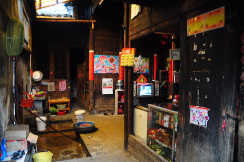 玄関の柱の台です.桂林観光