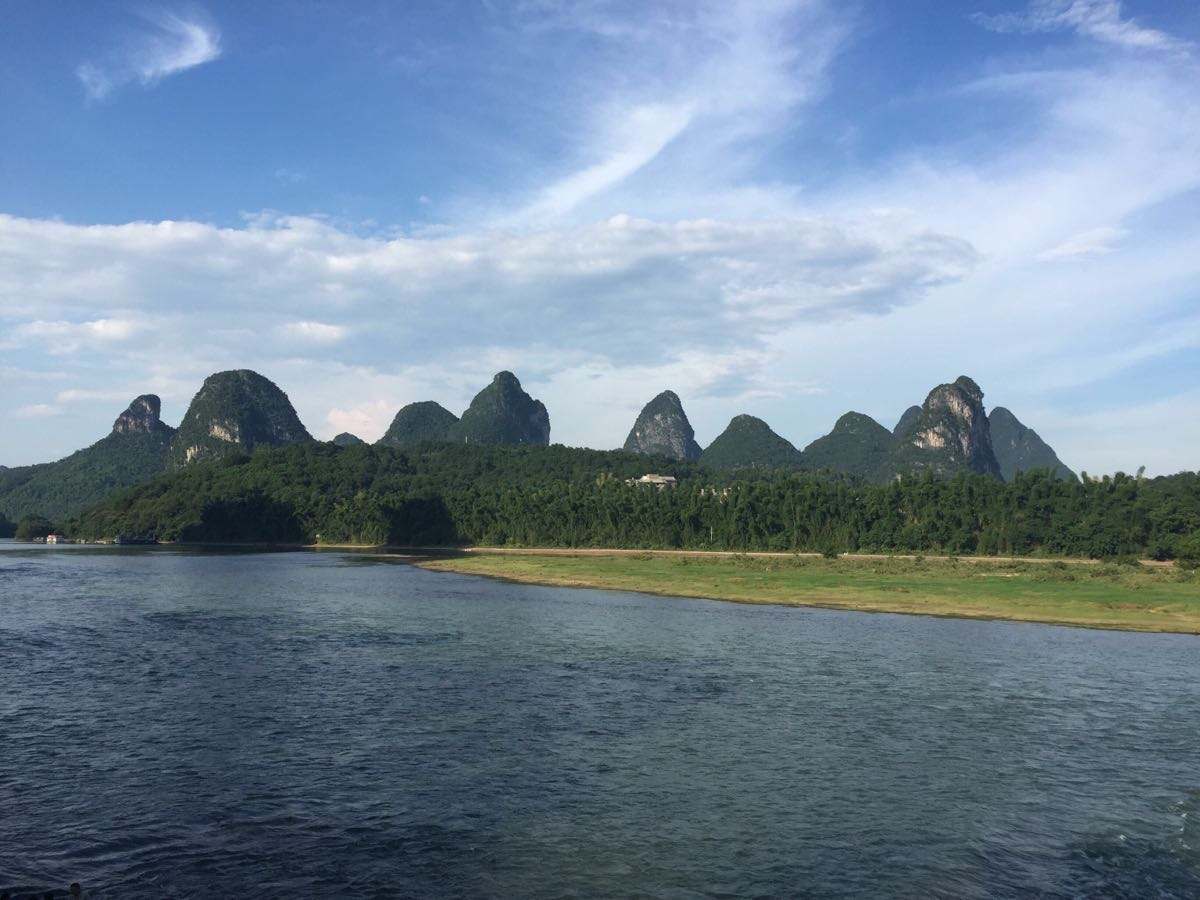 碧蓮峰(山水園) 陽朔観光 桂林陽朔 写真 ふれあい中国
